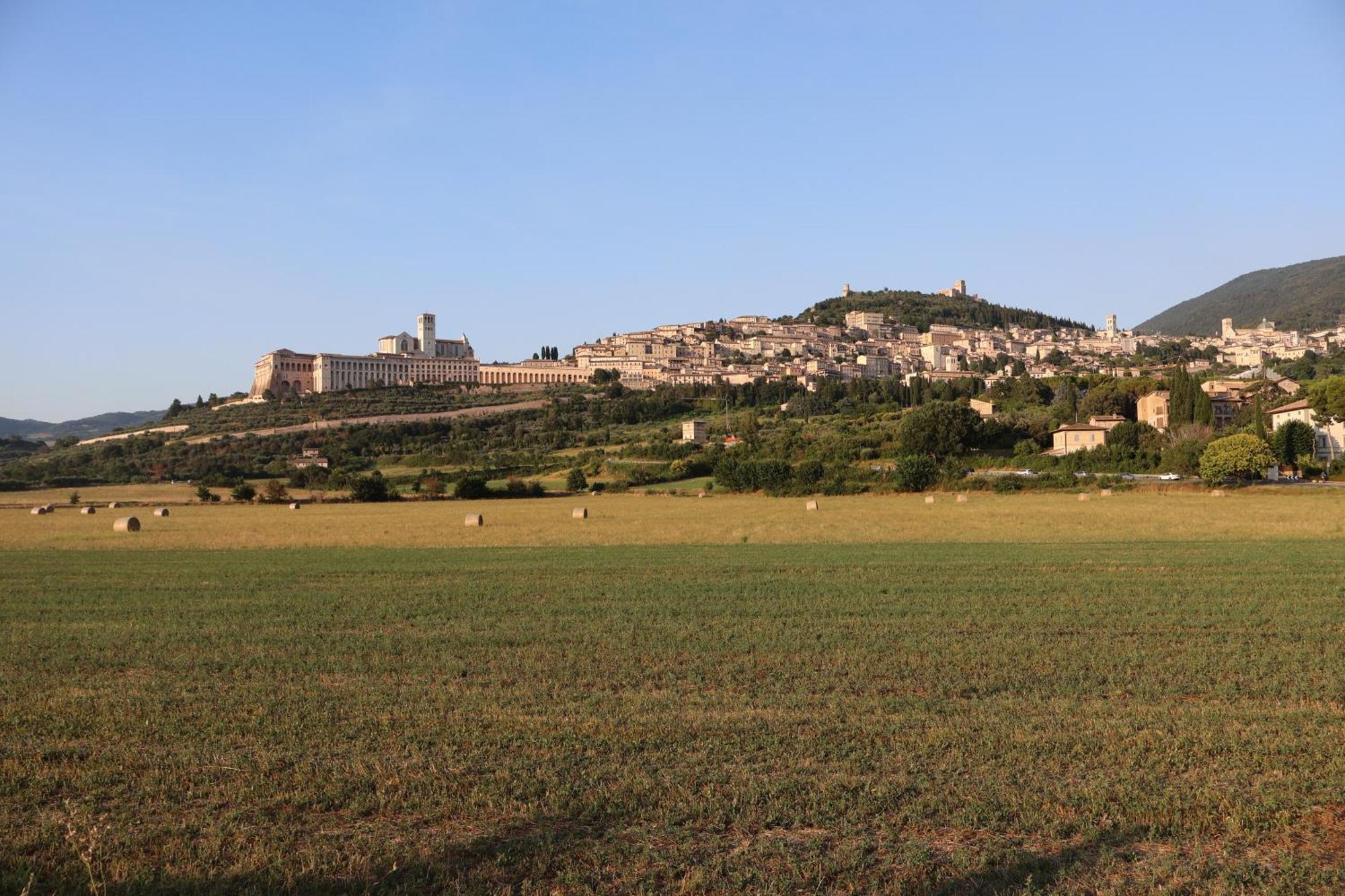 Апартаменти Casa Ale&Vale Assisi Санта-Марія-дельї-Анджелі Екстер'єр фото